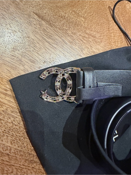 CHANEL Black Leather Belt with Crystal-Embellished CC Buckle main image 6